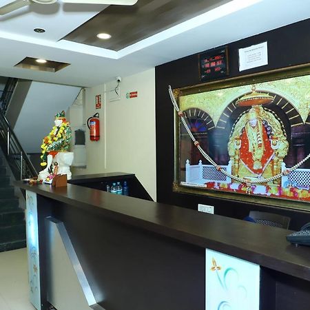 Sai Madhavi Palace Hotel Shirdi Dış mekan fotoğraf