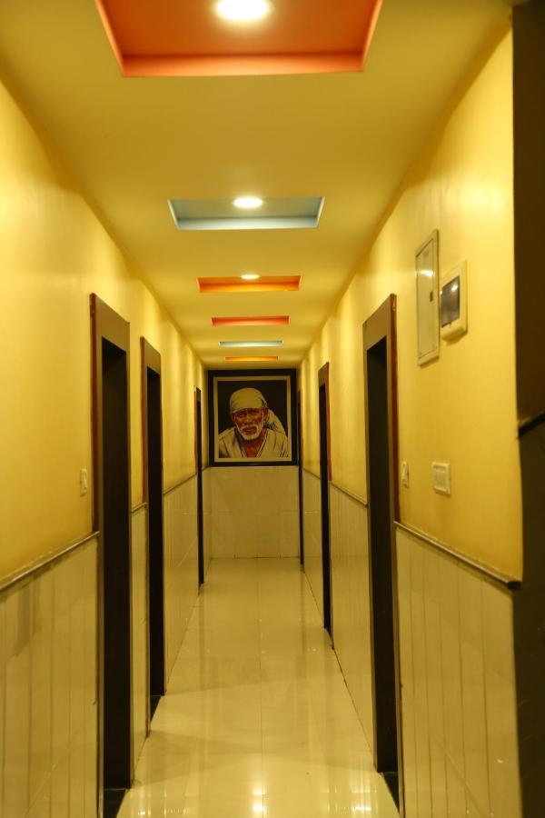 Sai Madhavi Palace Hotel Shirdi Dış mekan fotoğraf