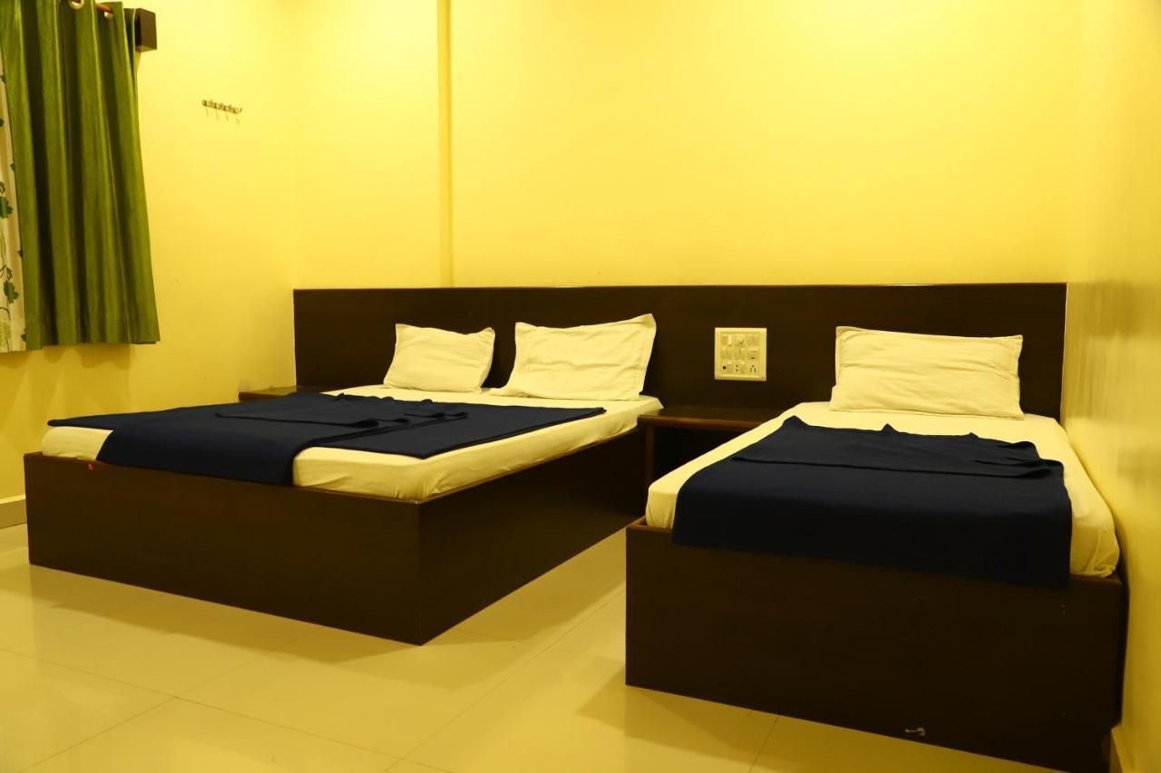 Sai Madhavi Palace Hotel Shirdi Dış mekan fotoğraf