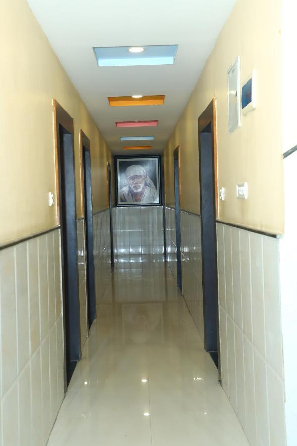 Sai Madhavi Palace Hotel Shirdi Dış mekan fotoğraf
